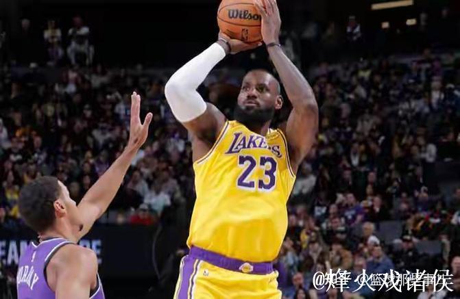 詹姆斯刷新两项历史记录，浓眉贡献21+20，湖人击败国王